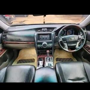 5 Seater Car Fitted With Baije Silver Patch Carpet Mats - thumbnail 2