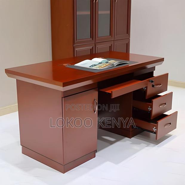 Executive Desk: Mahogany Corporate IT Office Desk - thumbnail 2