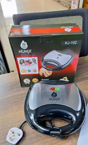 Nunix Two Slice Sandwich Maker Toaster/Dessert Maker M