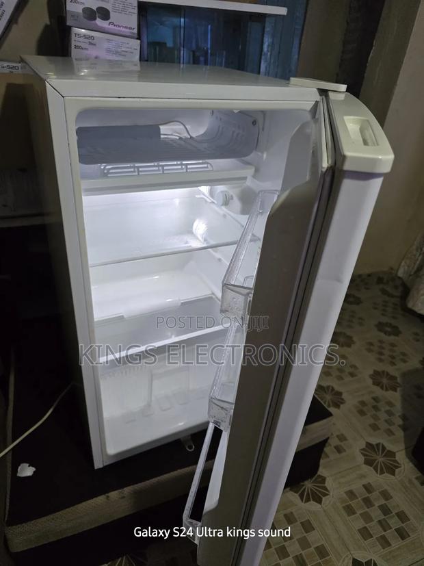 Sumsung Fridge 90litres - thumbnail 6