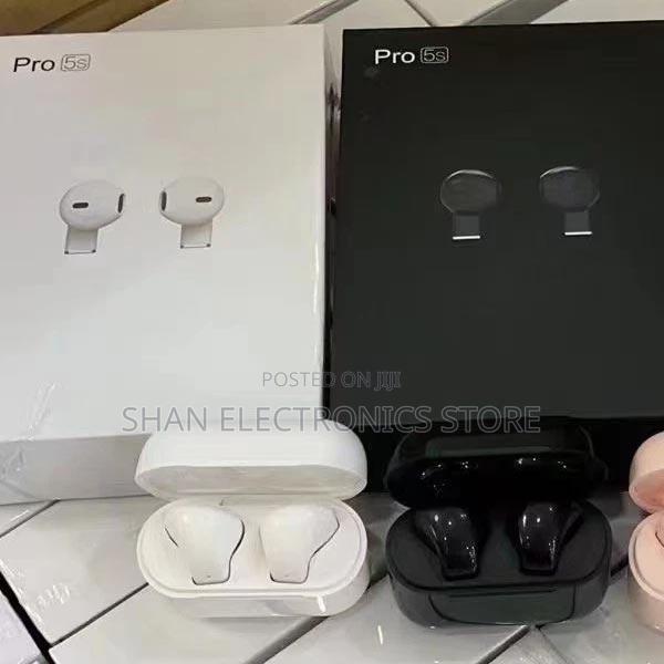Black/White Pro 5s Airpods - main view