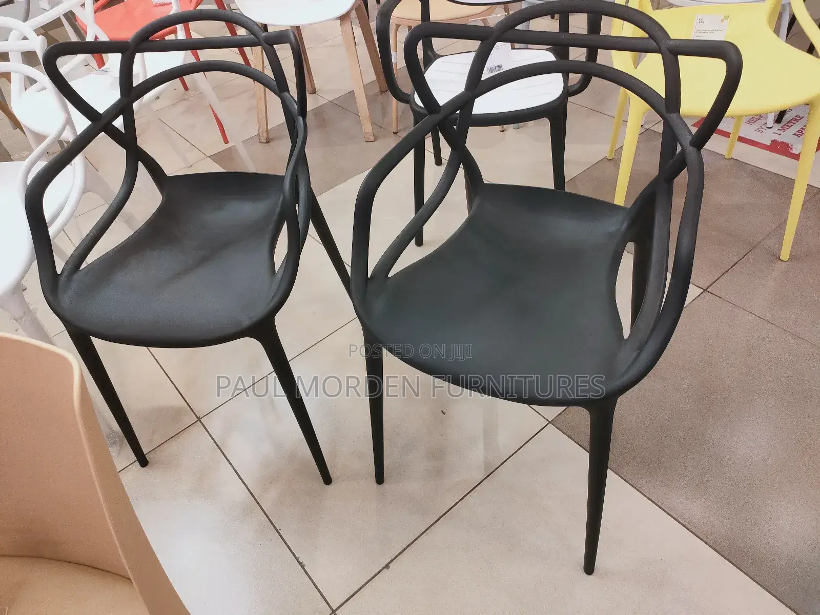 Plastic Relax Chair With Armrests