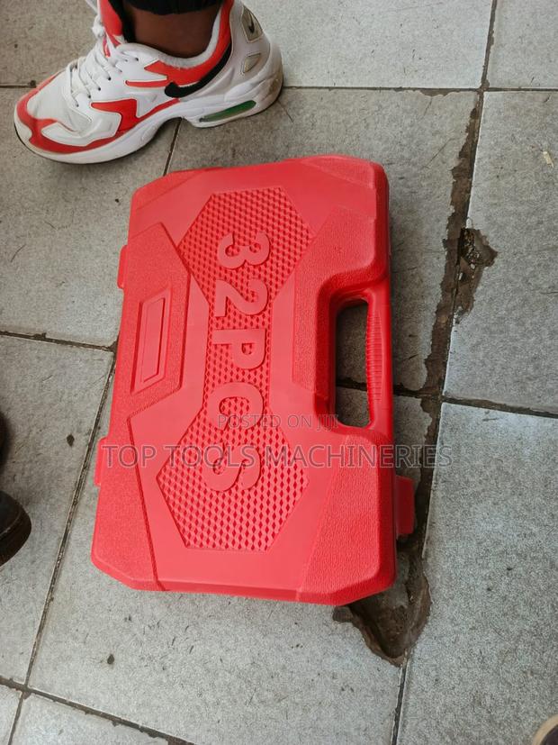 32 Pieces Mechanical Tool Kit - thumbnail 2