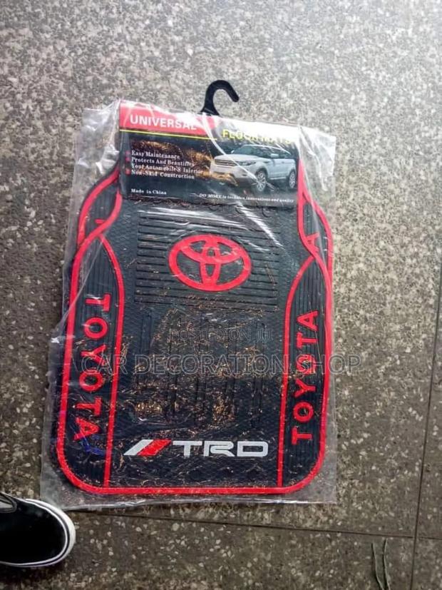 Toyota Dust Carpet
