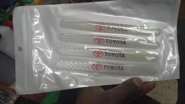 4pcs Toyota Door Handle Scratch Stickers