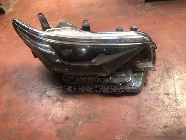 Toyota Auris 2017 Xenon Headlight (Double Focus)