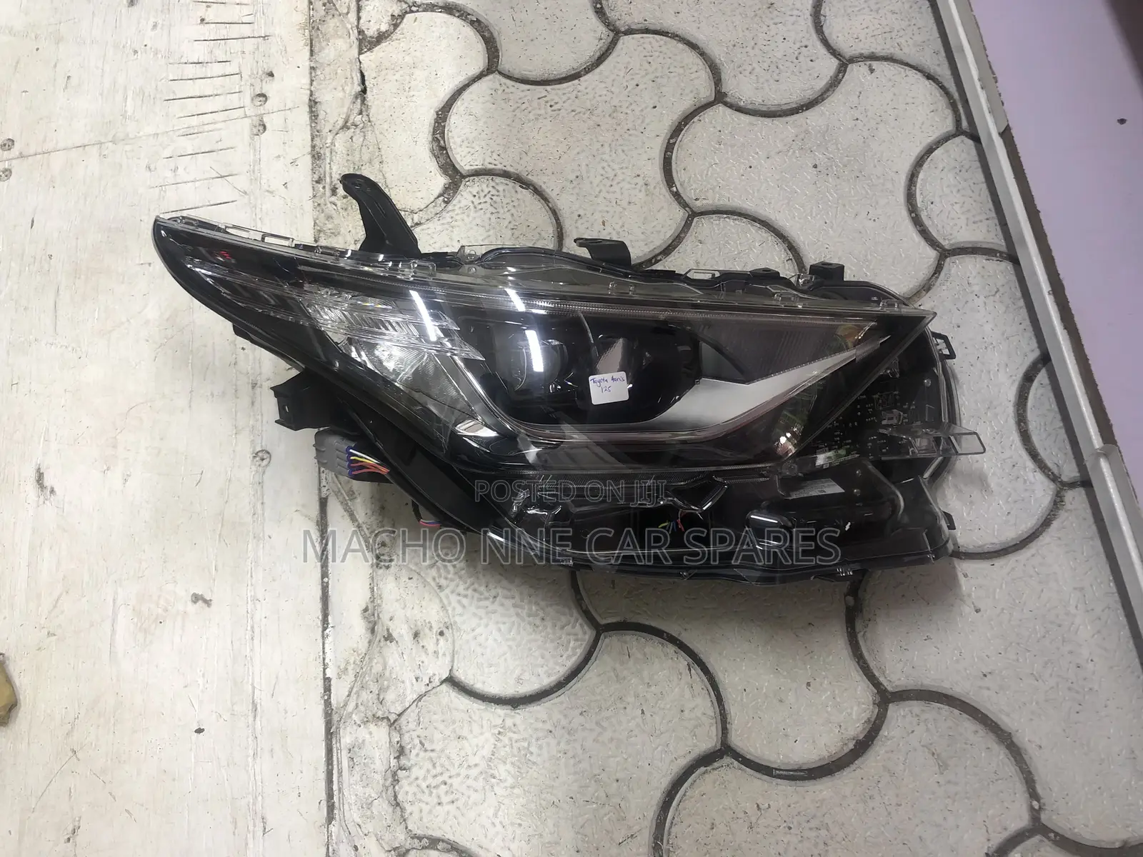 Toyota Auris 2017 Xenon Headlight (Double Focus)