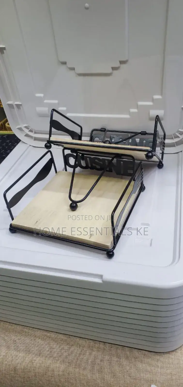* FLAT Metallic Napkin Holder