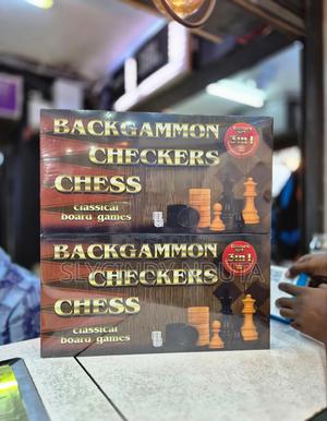 Backgammon and Checkers Chess - main view