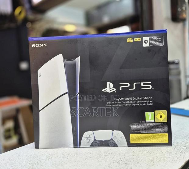 Play Station 5 Digital Edition - thumbnail 2