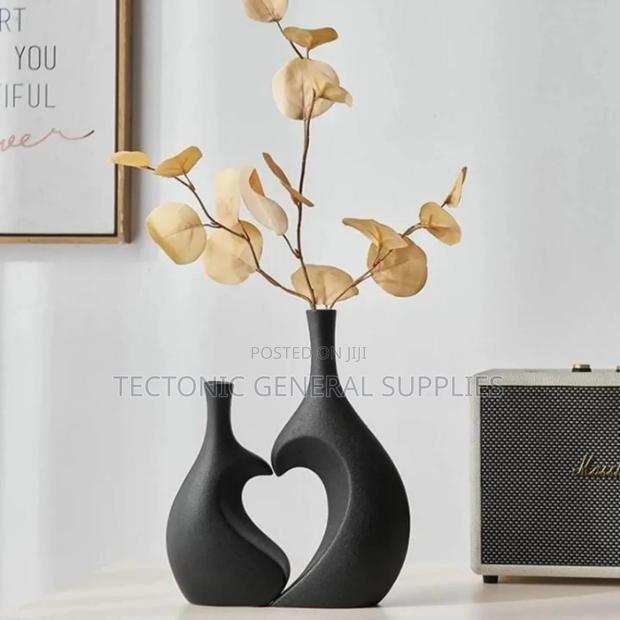 Decorative Ceramic Heart Shape Black - main view