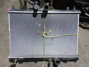 Y 12/ TINDA/Bluebird/Wingroad Radiator