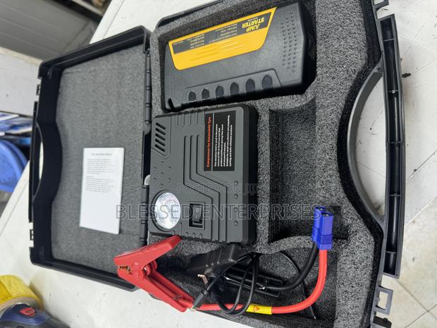 Car Jumpstarter Kit / Rechargeable Car Jumpstart Kit