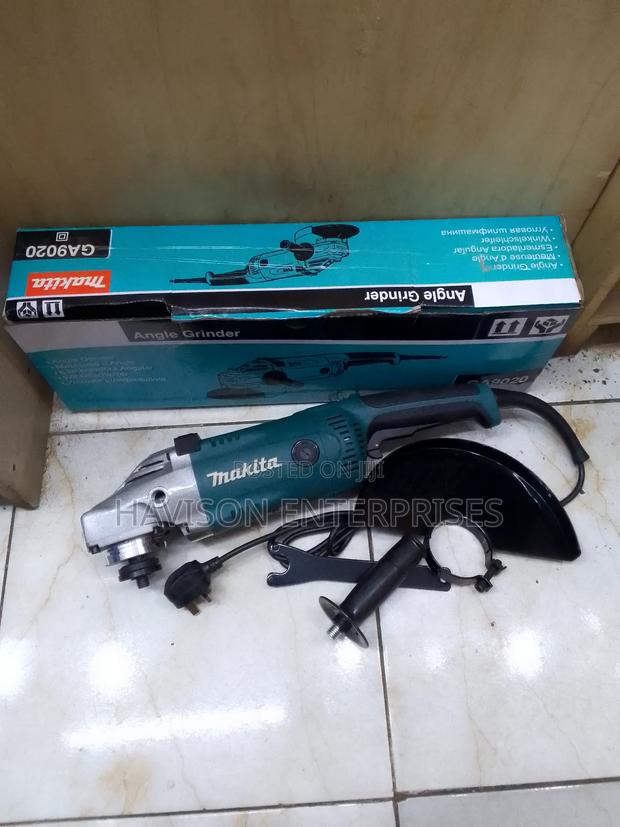 Durable Makita Angle Grinder(9")
