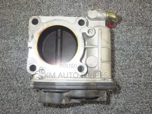 Nissan Mra8 Throttle Body for Bluebird Sylphy.