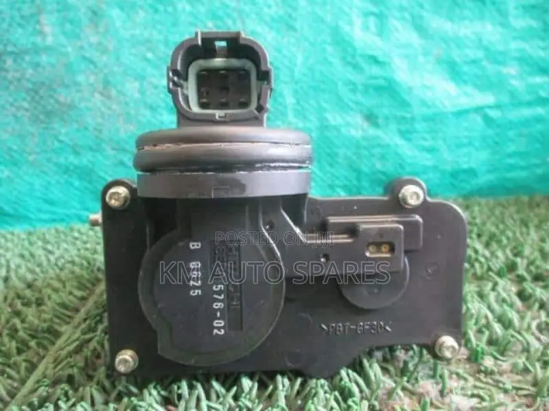 Nissan Qg13 Throttle Body for Wingroad, Advan, Fb15, Fb14.