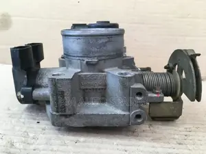 Nissan Qg18 Throttle Body for Bluebird, Fb15, Fb14, Advan.