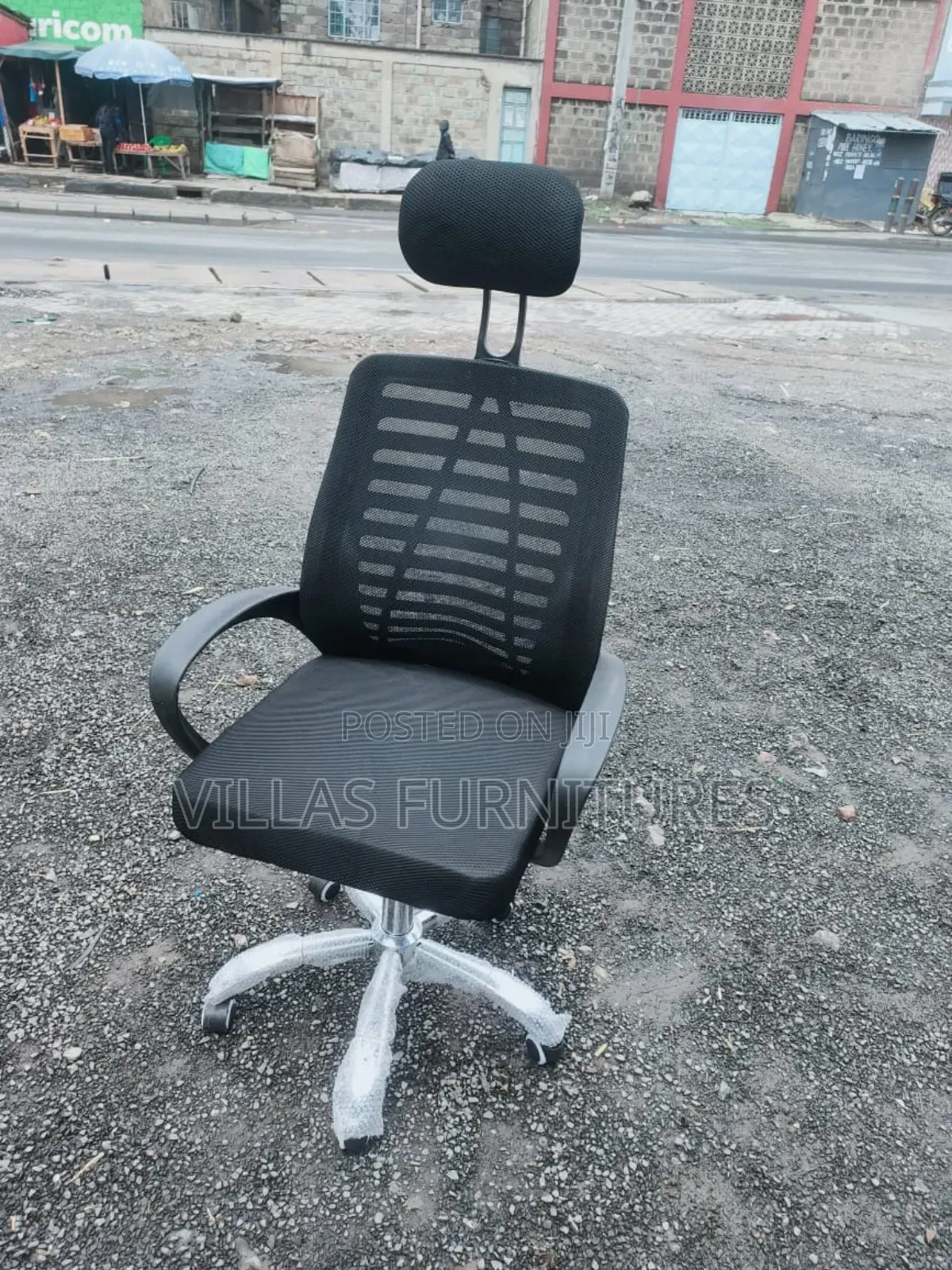 Revolving Headrest Office Chair