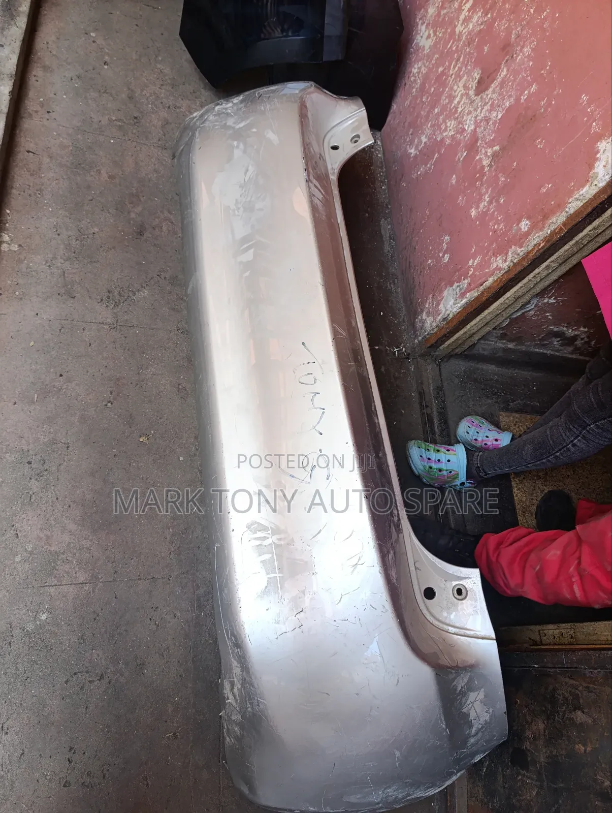 Auris 2005 Back Bumper