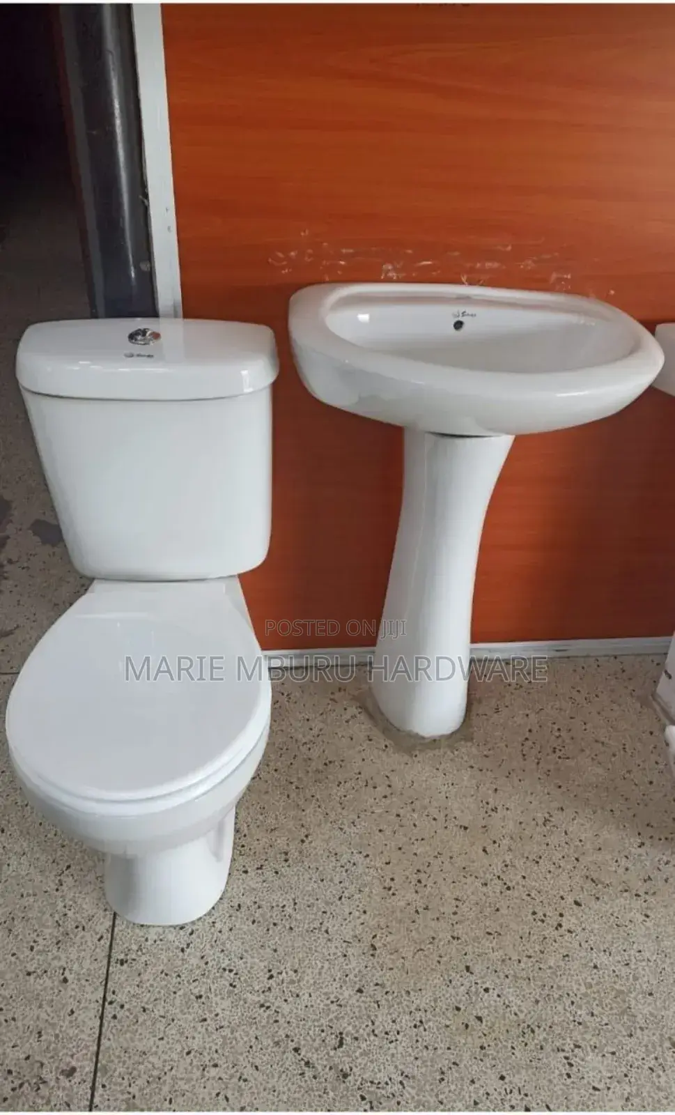Royal Toilet Seat