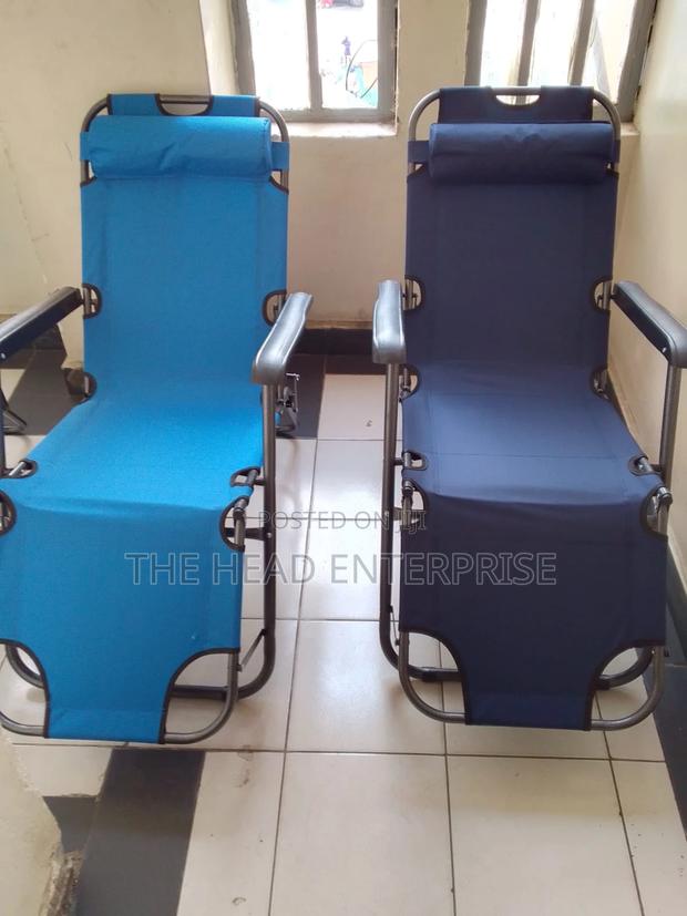 Fantastic, Portable Reclining Sunbed Seats. - thumbnail 2