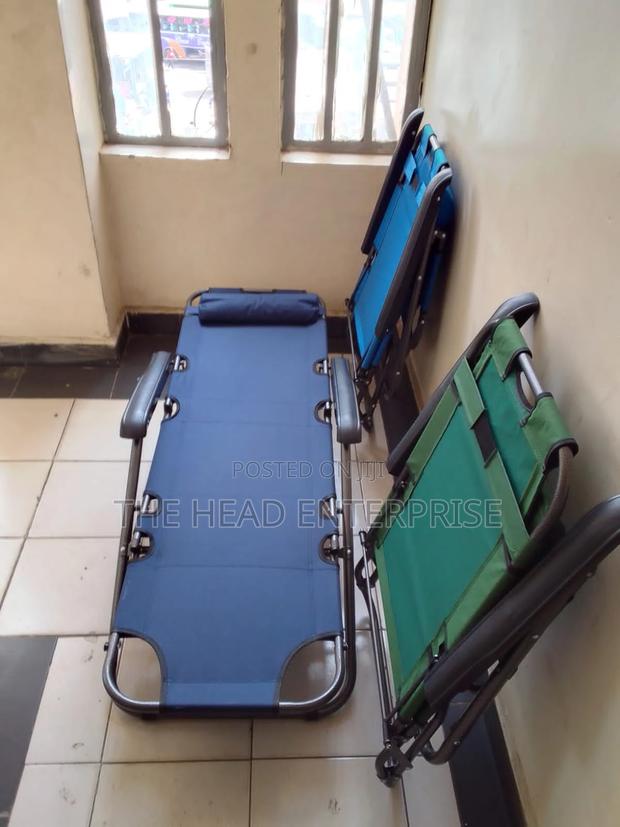 Lightweight, Portable Recliner Sunbed Seats - thumbnail 3