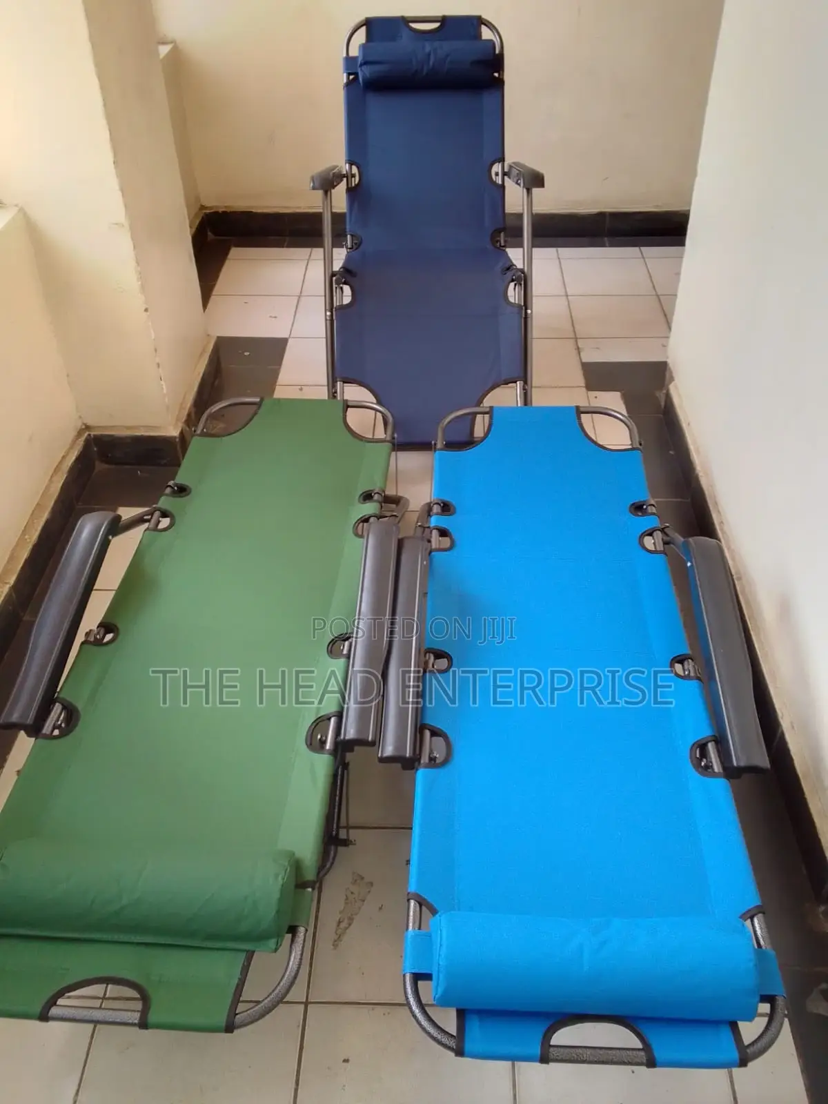 Luxurious, Reclining Sunbed Seats