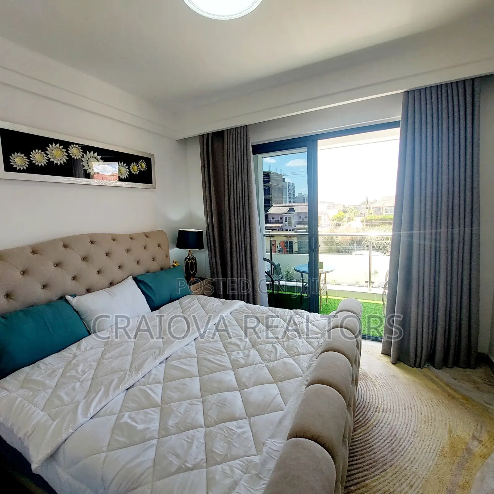 4bdrm Apartment in Gateway Mall Area for sale