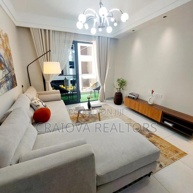 2bdrm Apartment in Gateway Mall Area for sale