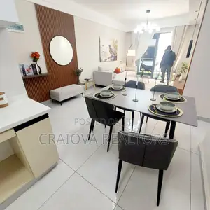 2bdrm Apartment in Gateway Mall Area for sale