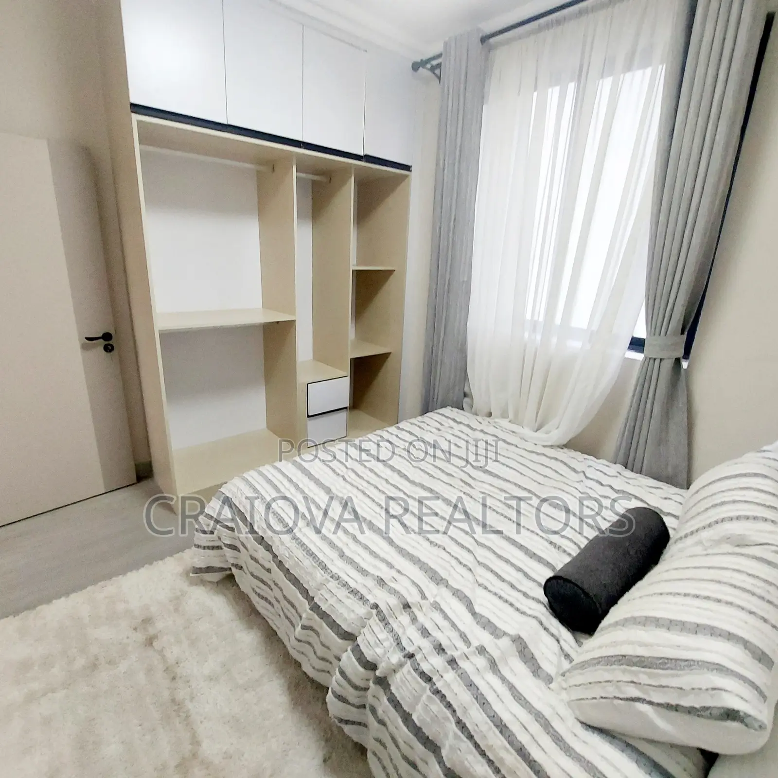 2bdrm Apartment in Gateway Mall Area for sale