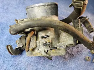 Toyota 3rz Throttle Body for Prado, Hilux, Hilux Surf, Hiace