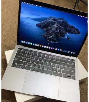 Laptop Apple MacBook Pro 2017 16GB Intel Core I7 SSD 500GB - main view