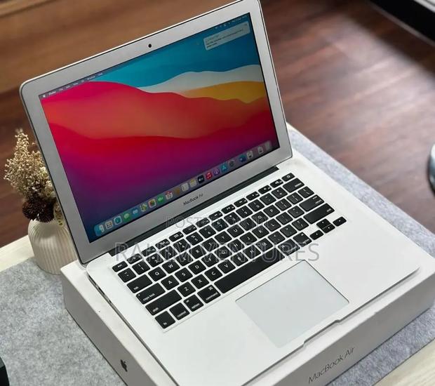 Laptop Apple MacBook Air 8GB Intel Core I5 SSD 128GB