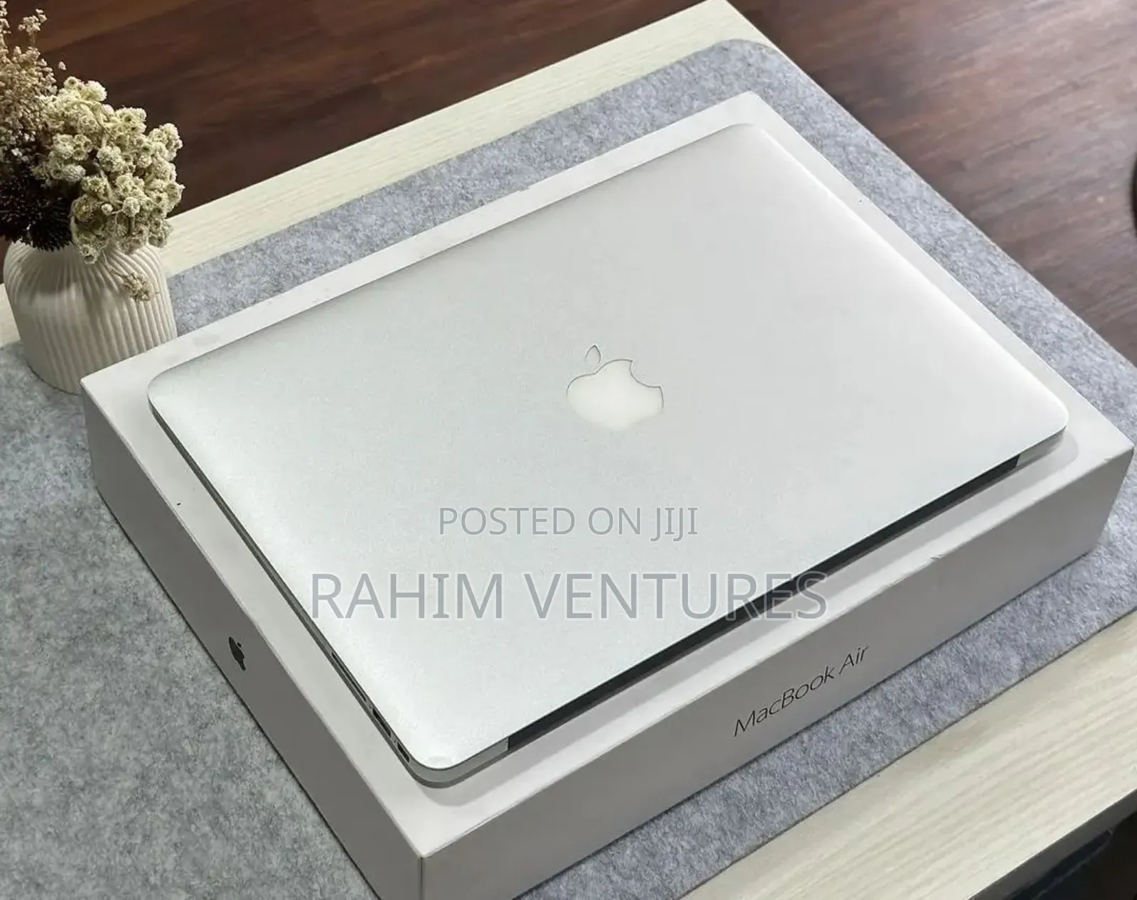 Laptop Apple MacBook Air 8GB Intel Core I5 SSD 128GB