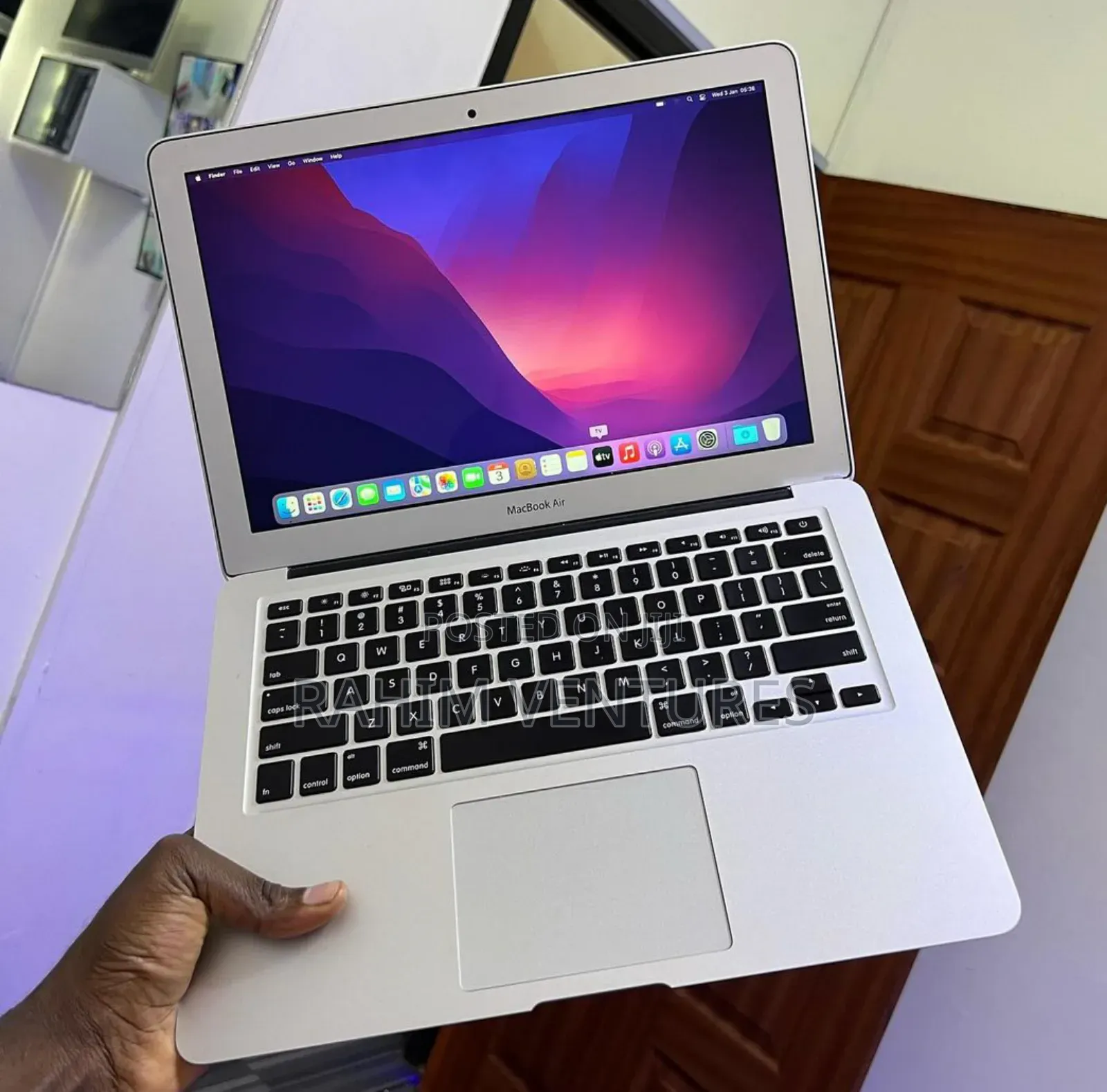 Laptop Apple MacBook Air 8GB Intel Core i5 SSD 128GB
