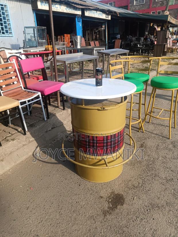High Bar Drum Table  - thumbnail 2