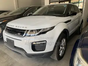 Land Rover Range Rover Evoque SE 4x4 5-Door 2017 White