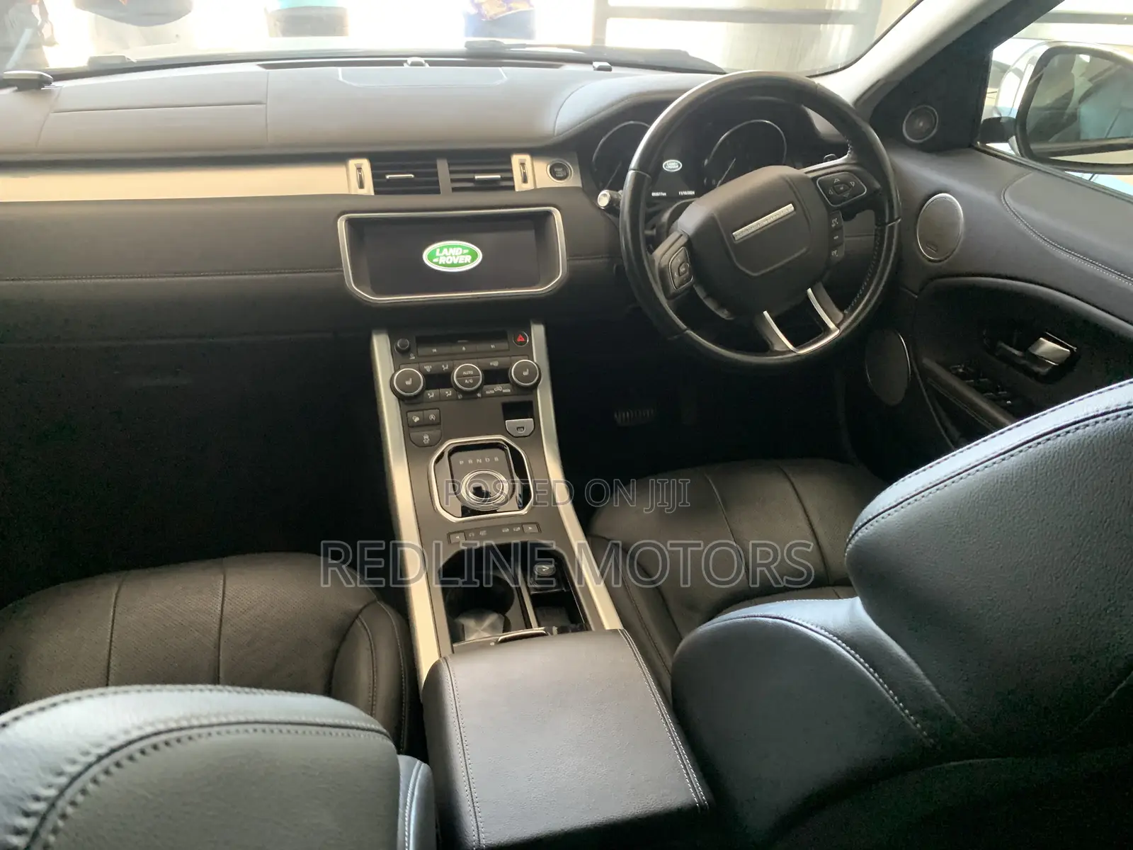Land Rover Range Rover Evoque SE 4x4 5-Door 2017 White
