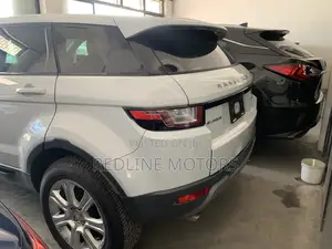 Land Rover Range Rover Evoque SE 4x4 5-Door 2017 White