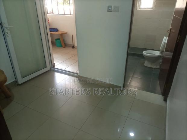 1bdrm Bedsitter in Kileleshwa for rent - thumbnail 9