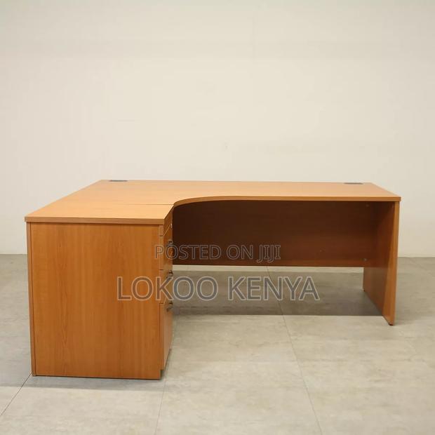 Office Desk: 1400mm Curved Wooden Office Desk