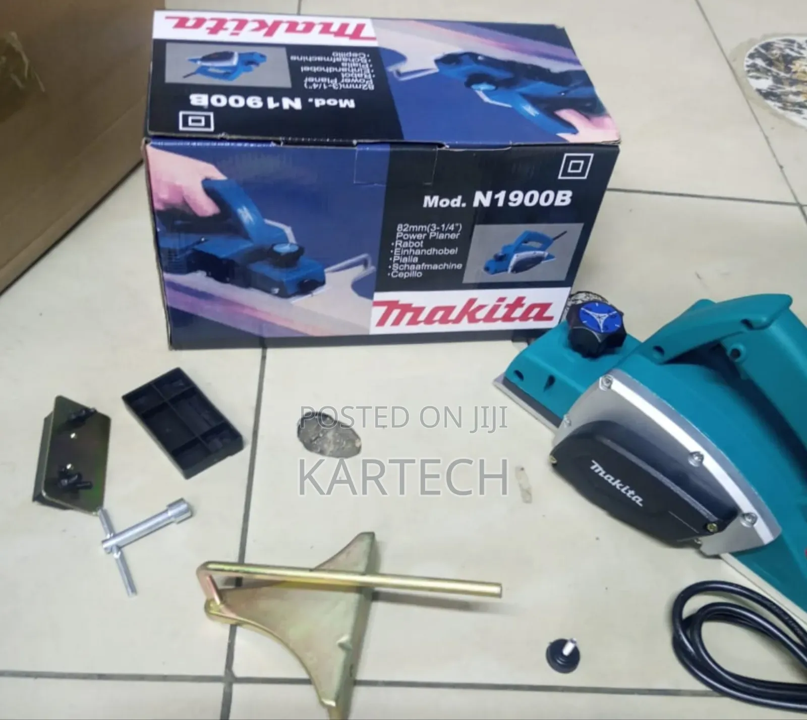 Makita 680W Electric Planner