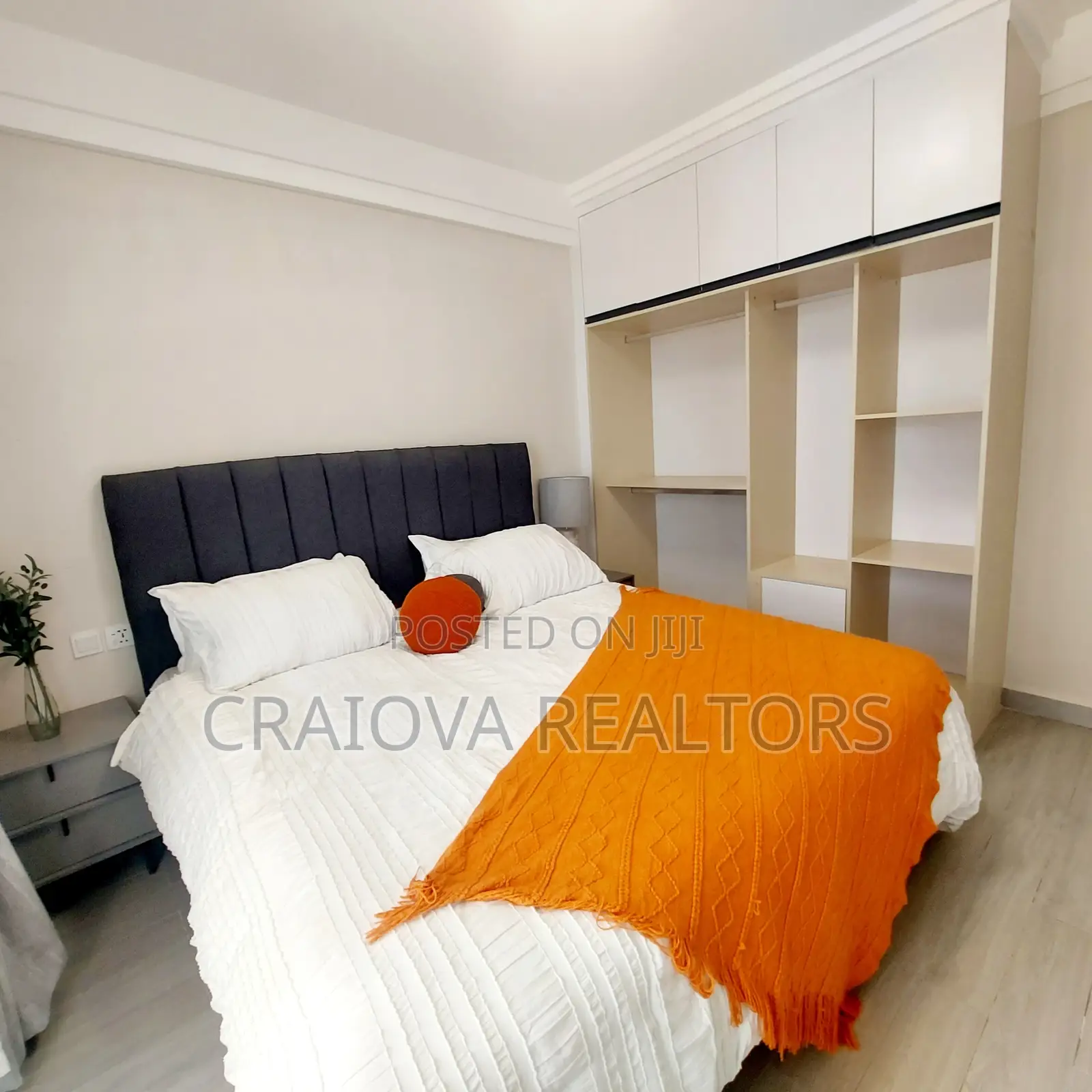 2bdrm Apartment in Gateway Mall Area for sale
