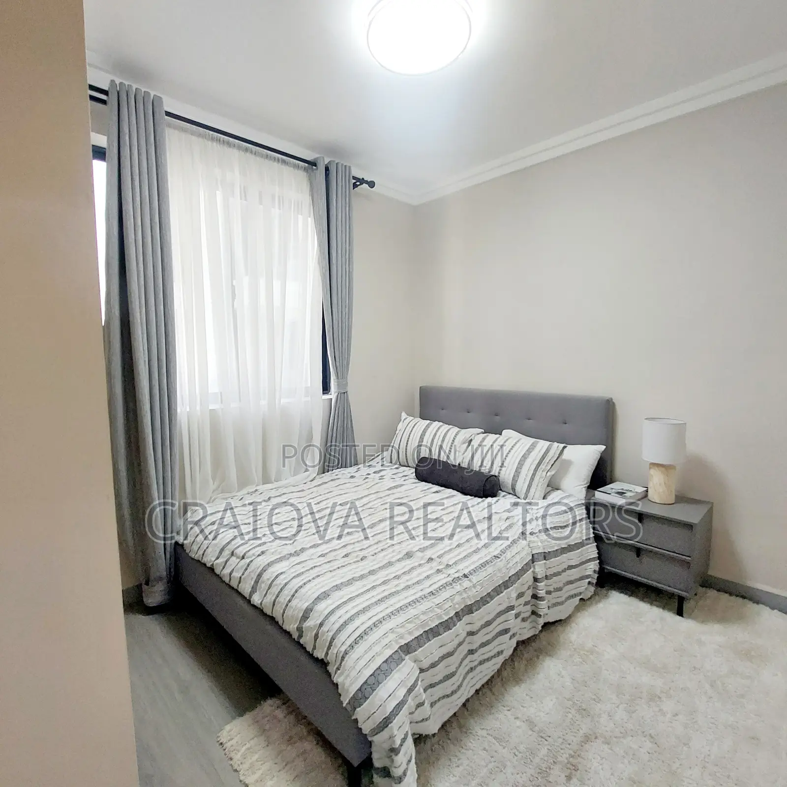 2bdrm Apartment in Gateway Mall Area for sale