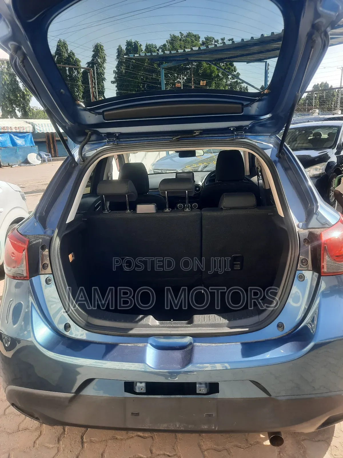 Mazda Demio 2018 Blue