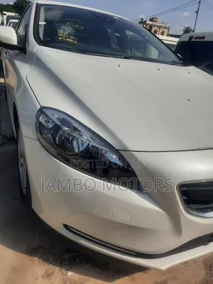 Volvo V40 2017 White