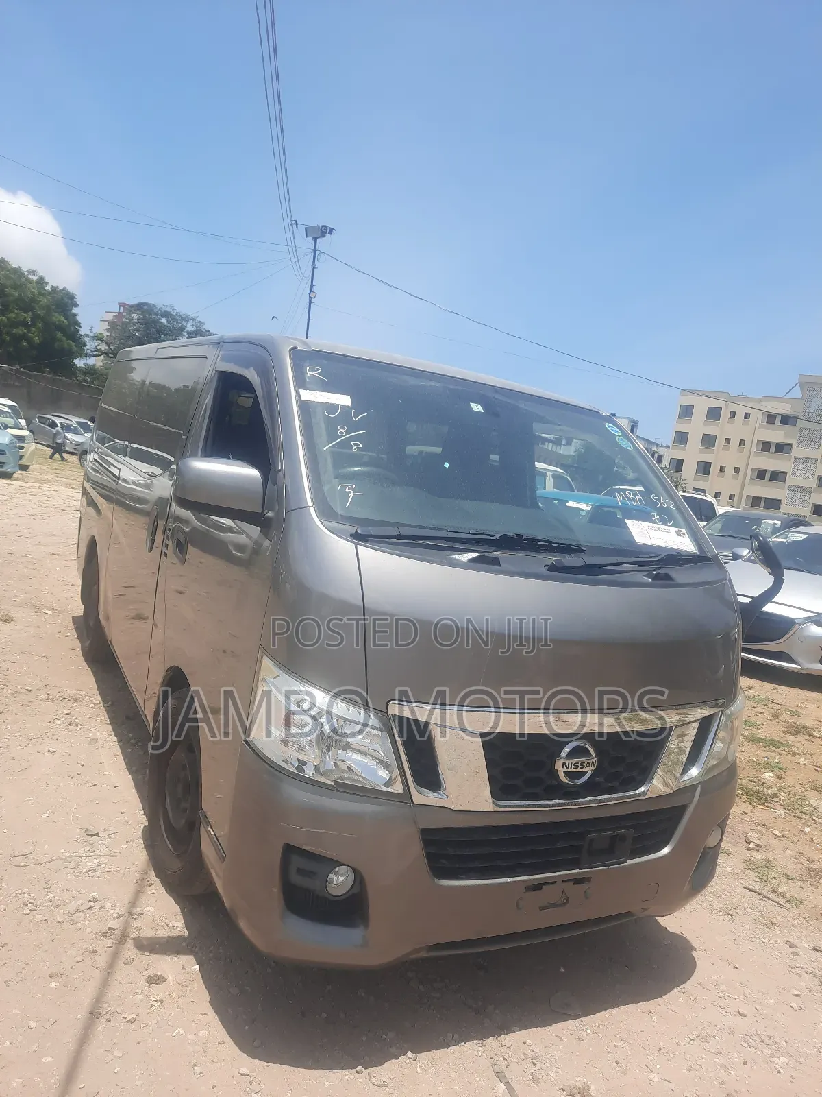 Nissan Caravan (Urvan) 2018 Grey