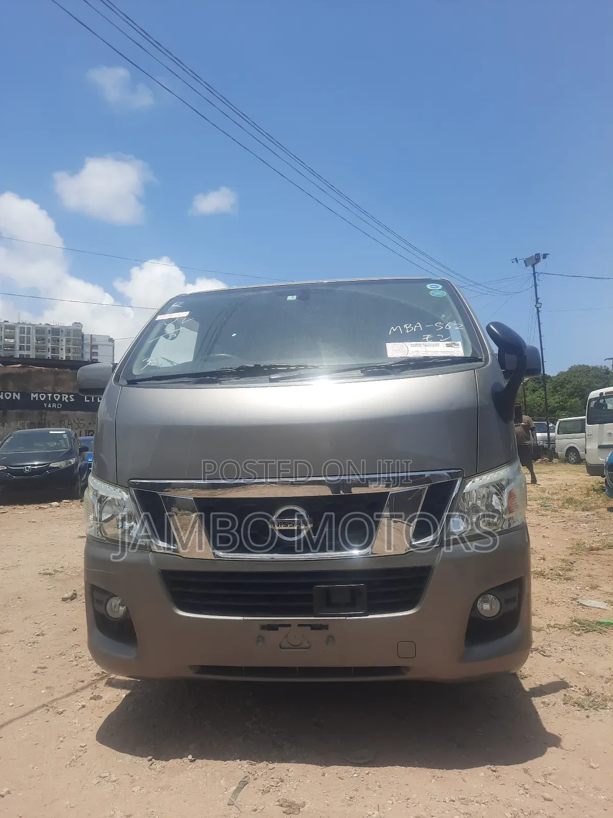 Nissan Caravan (Urvan) 2018 Grey