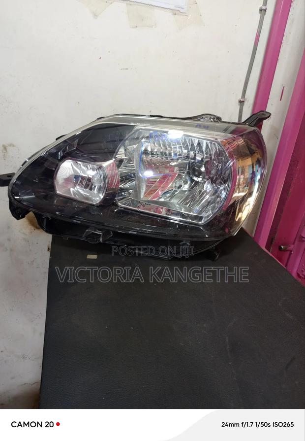 Porte New Model Non Zenon Headlight